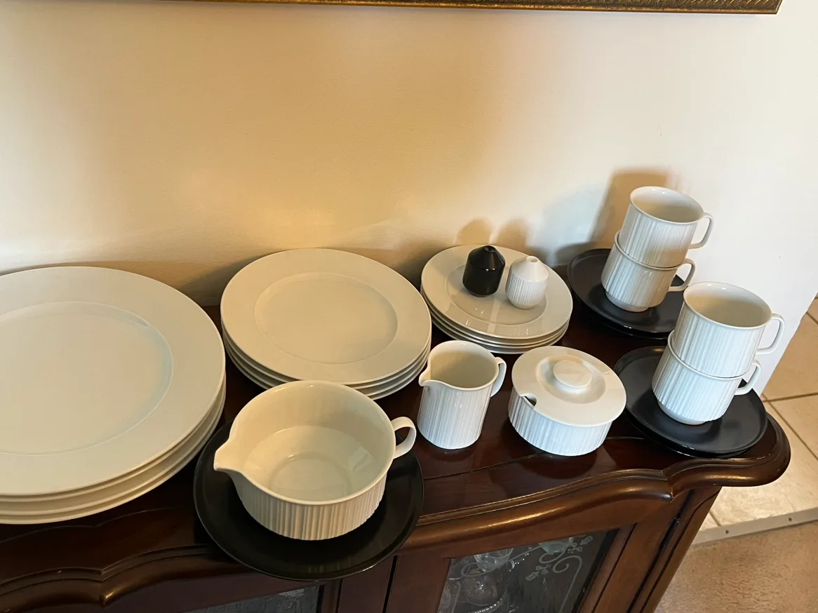 Vintage Rosenthal Studio-Linie dinner set image indicator(7)