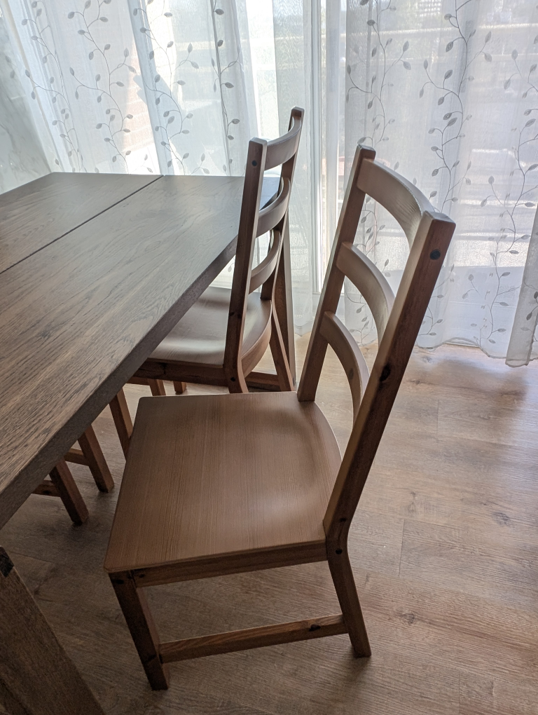 4 Chairs
