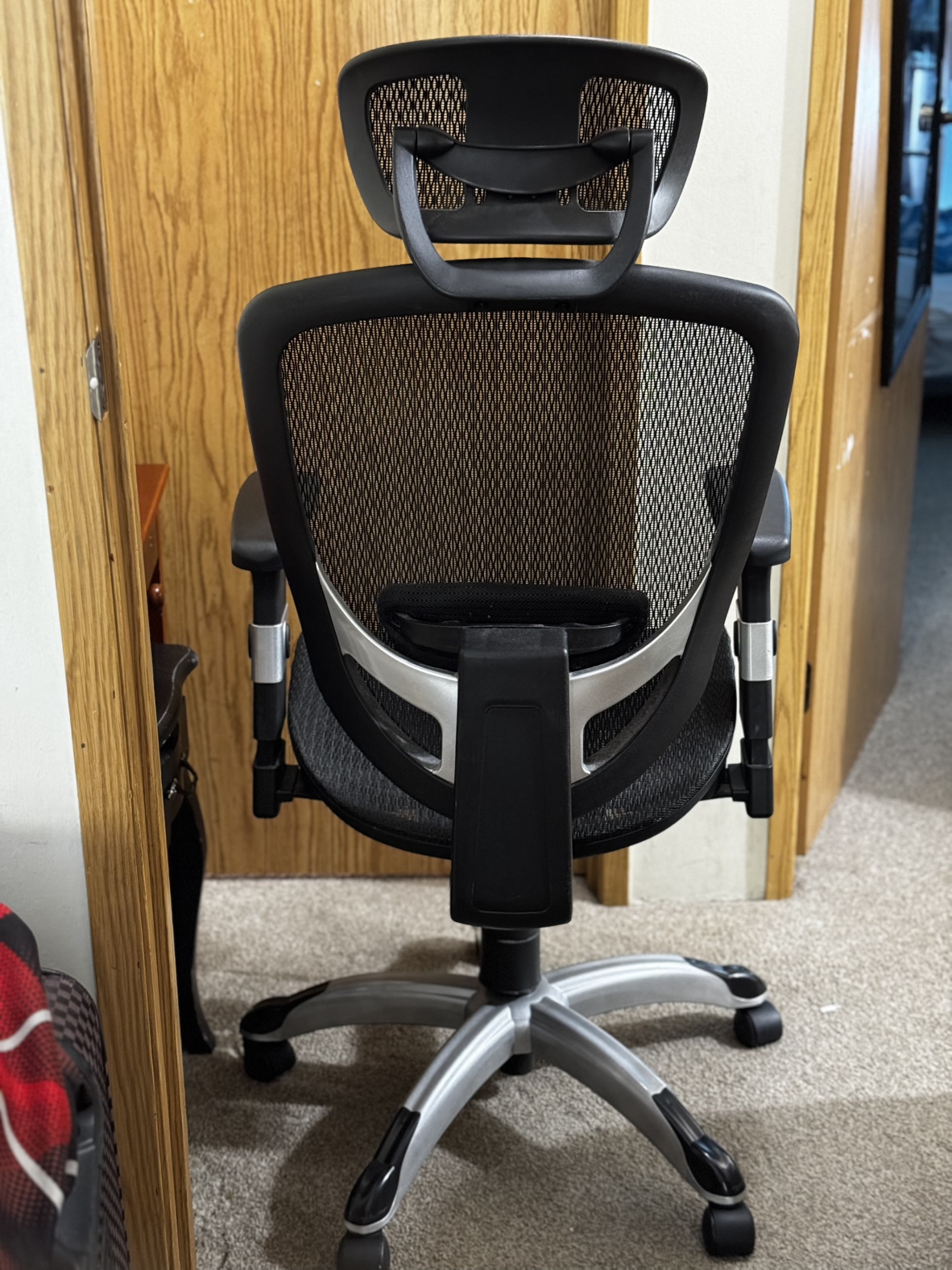 Office Chair with Headrest
