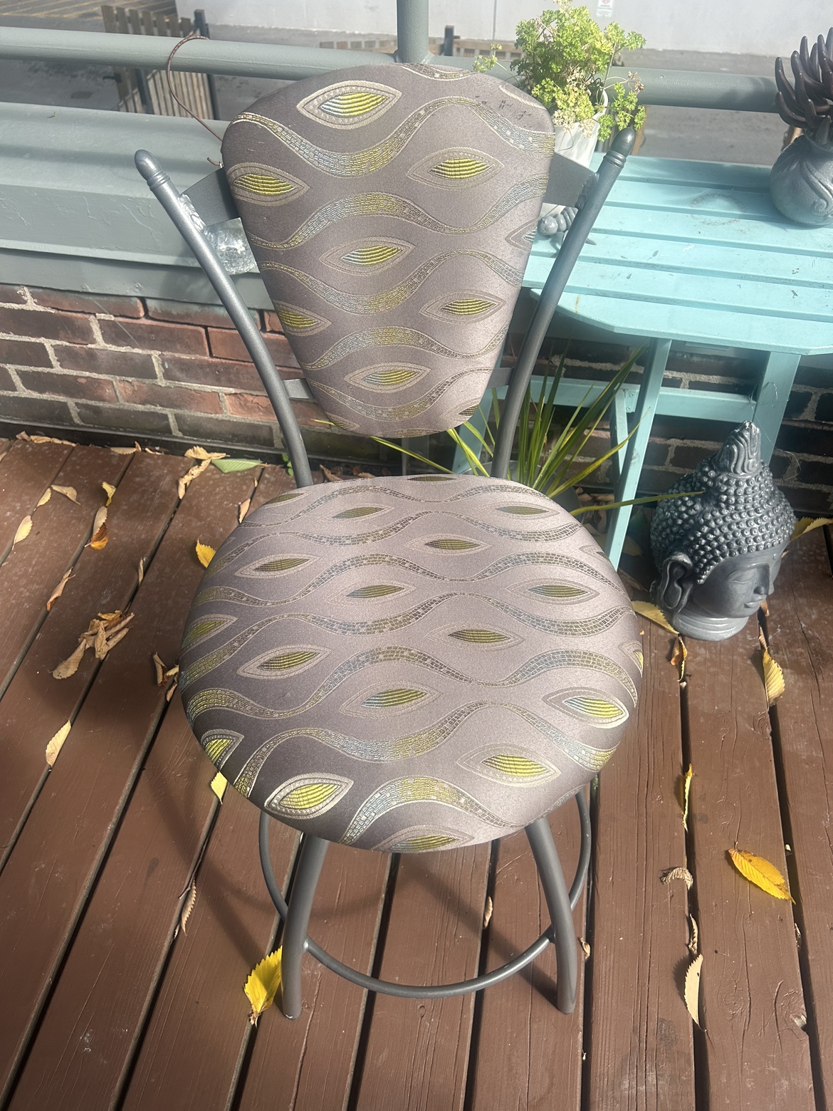 2 modern Bar Stools - photo 3