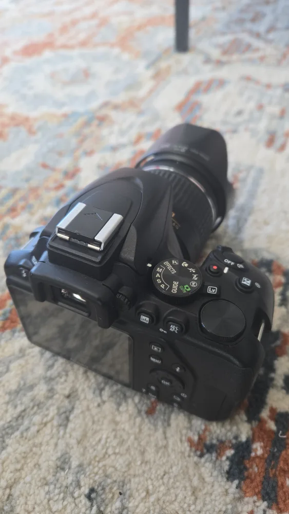 Nikon D3500 DSLR Camera Kit image indicator(3)