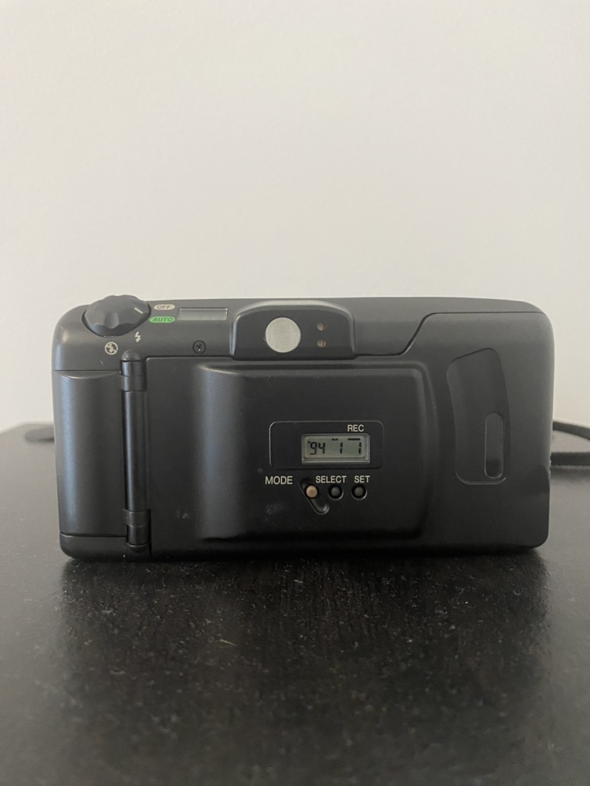 Canon Sure Shot 105 Zoom film camera - photo 2