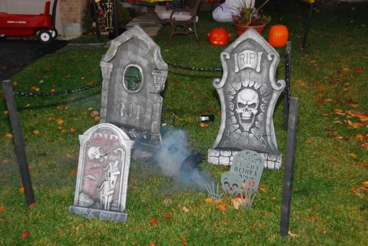 Halloween Decorations - photo 2