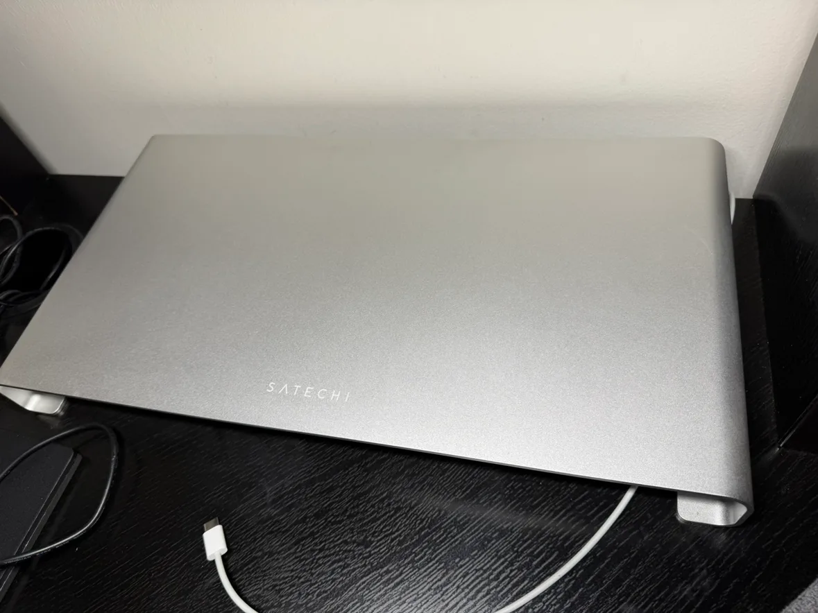 Satechi Aluminum Monitor Stand thumbnail