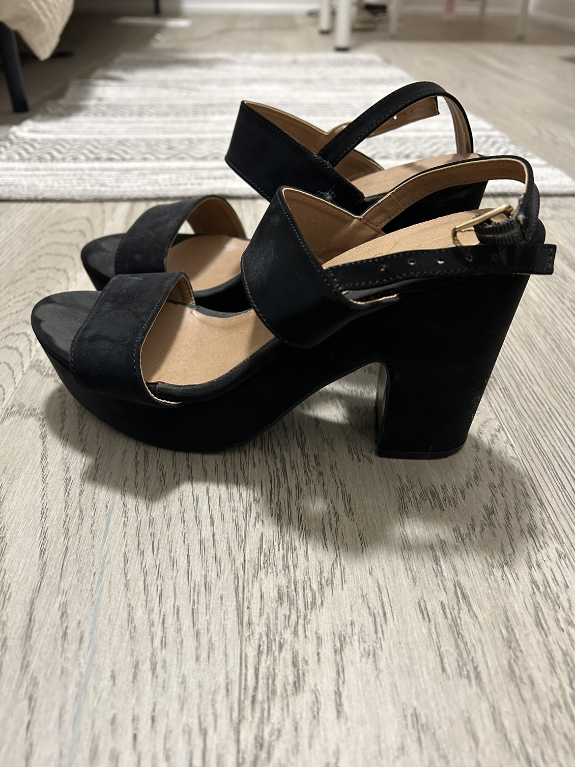 Black Platform Heels Sandals - photo 5