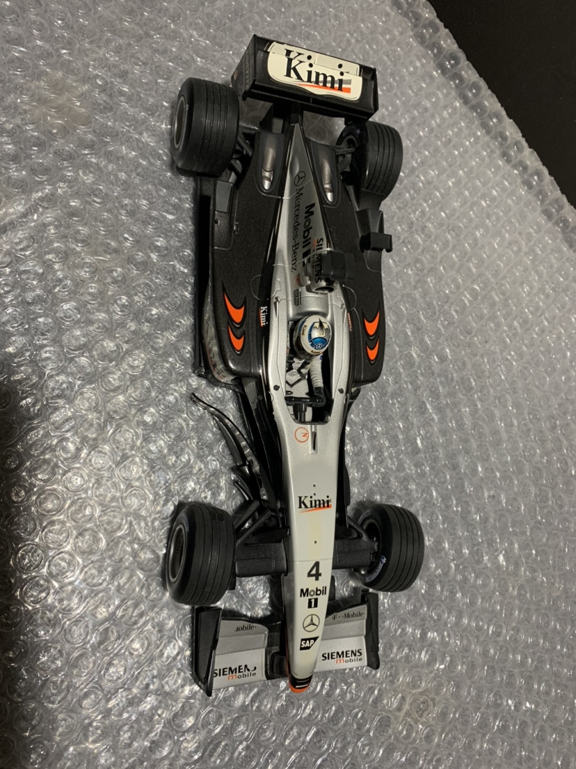 Kimi Räikkönen 2005 McLaren Mercedes Formula 1 Car - photo 2