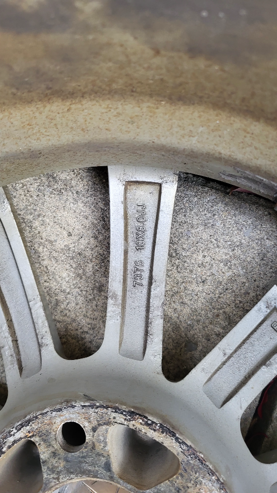 18 inch 5 spoke alloy wheels - photo 2