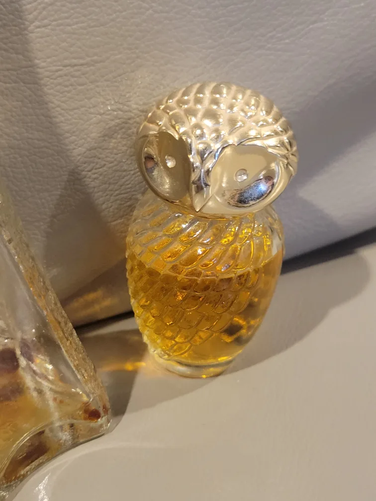 Avon Vintage Perfume Bottles image indicator(3)