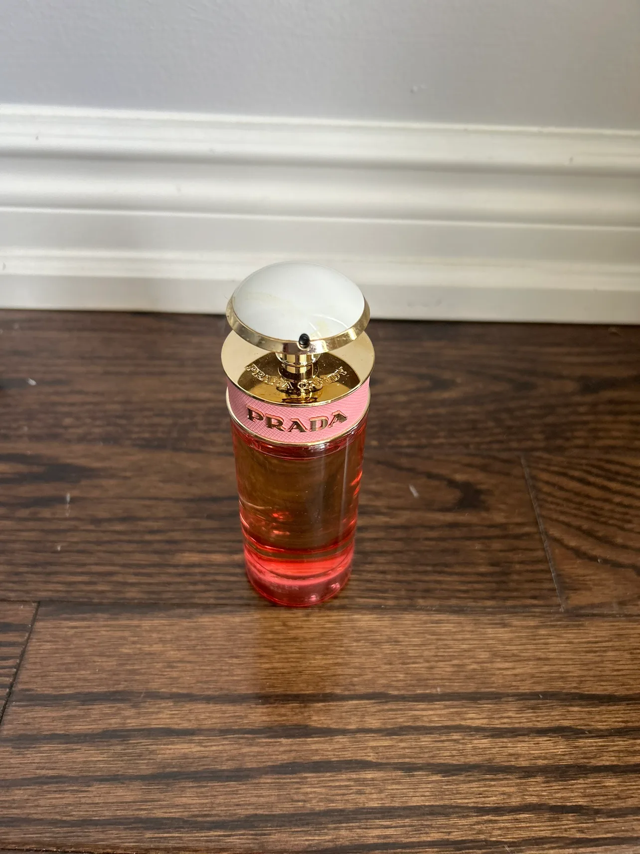 Prada Candy Perfume image indicator(3)