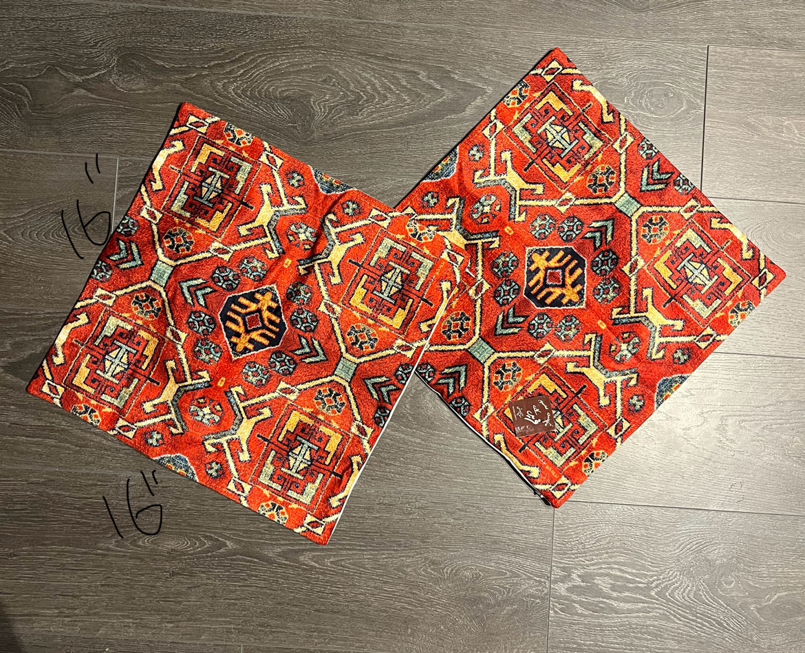 Set of 2 Decorative Throw Pillows