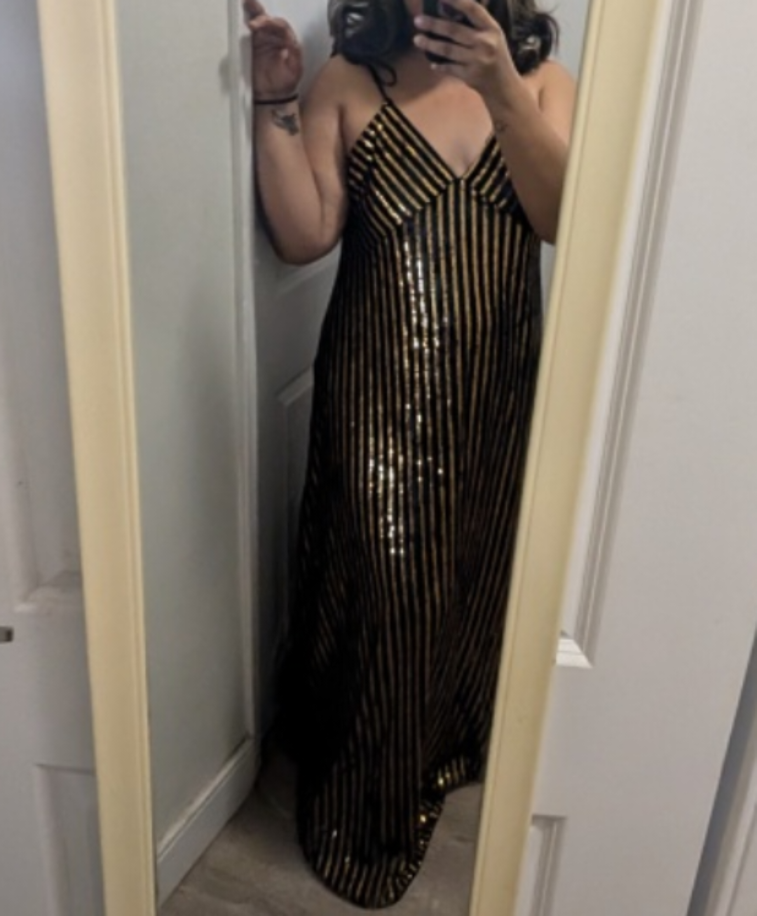 Black and Gold Sequin Dress -Prom/party/night out - photo 3