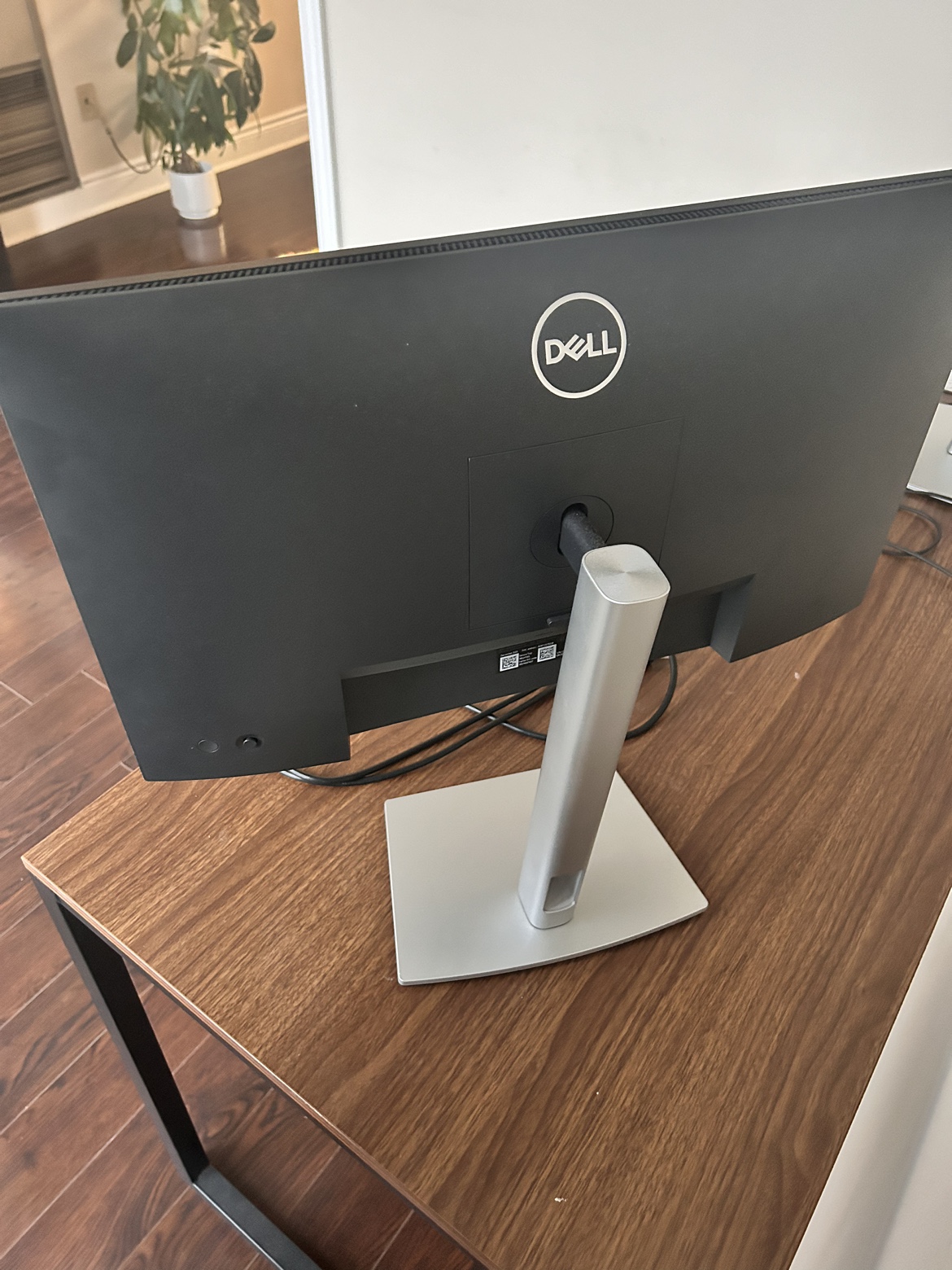 Dell Monitor 24inch new - photo 2