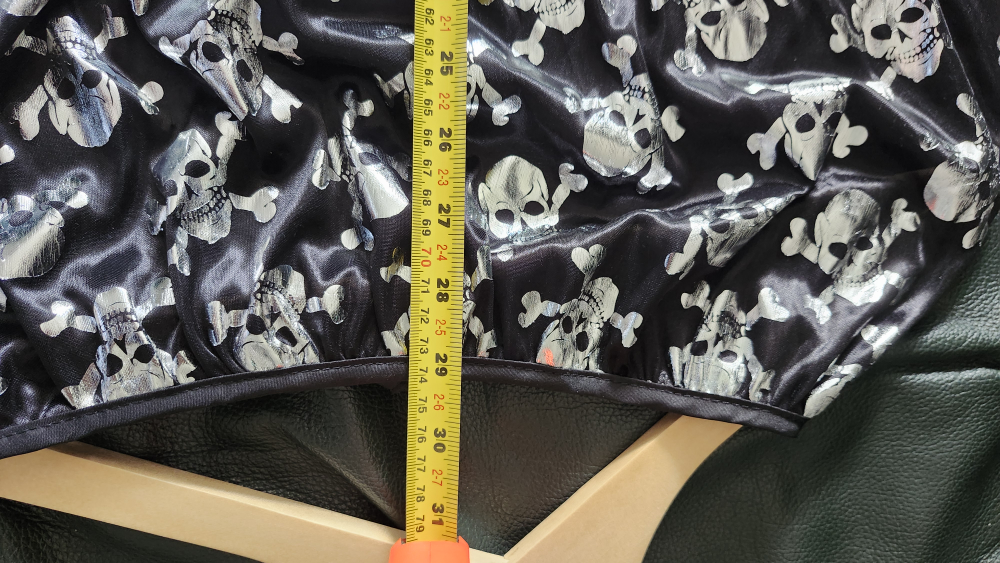 Costume / Halloween / Black and Silver Skull Cape - photo 3