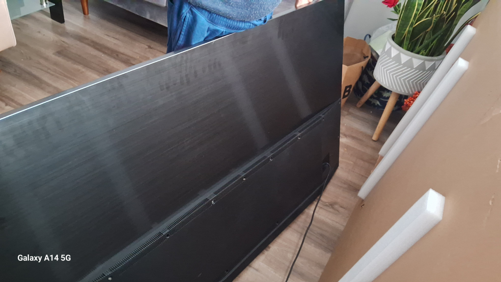 TCL Roku LED 65 Inches Smart TV - photo 5