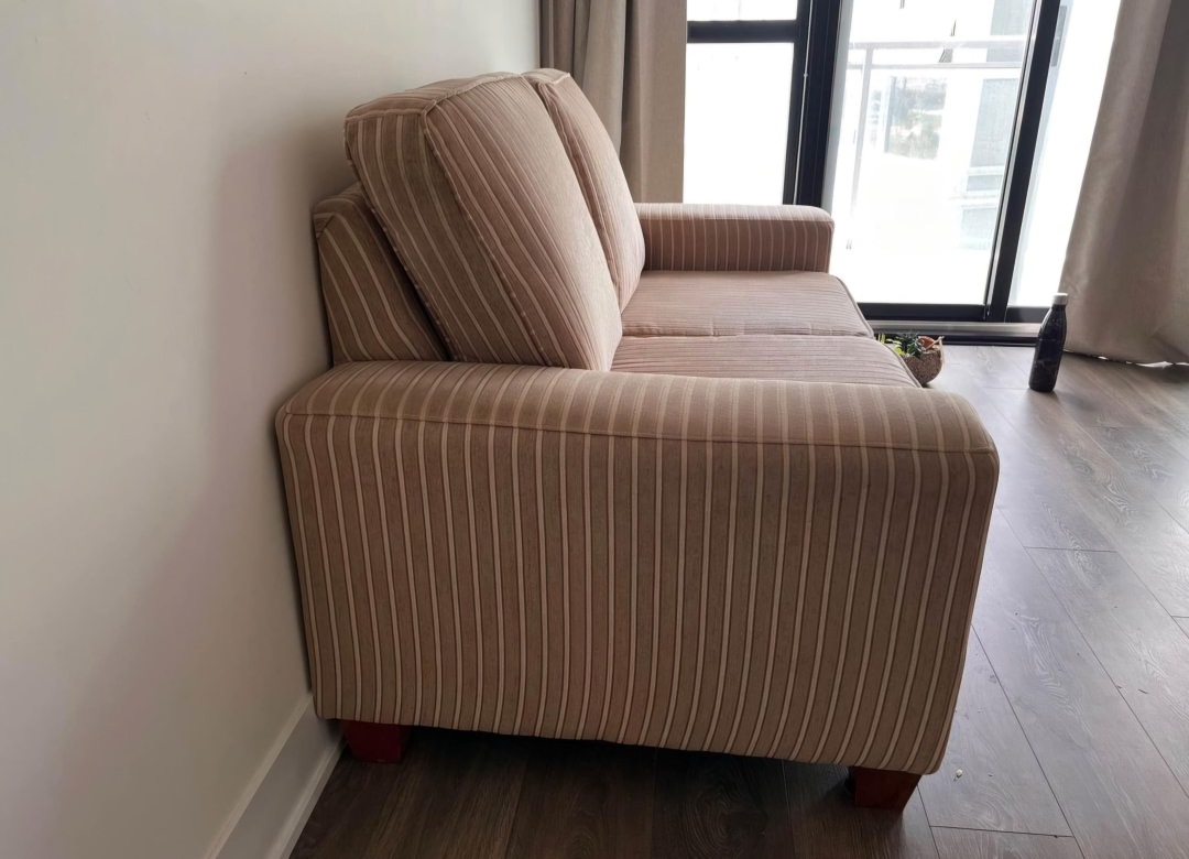 Loveseat Sofa- Move out sale - photo 5