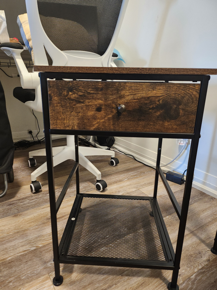 Nightstand/Side table