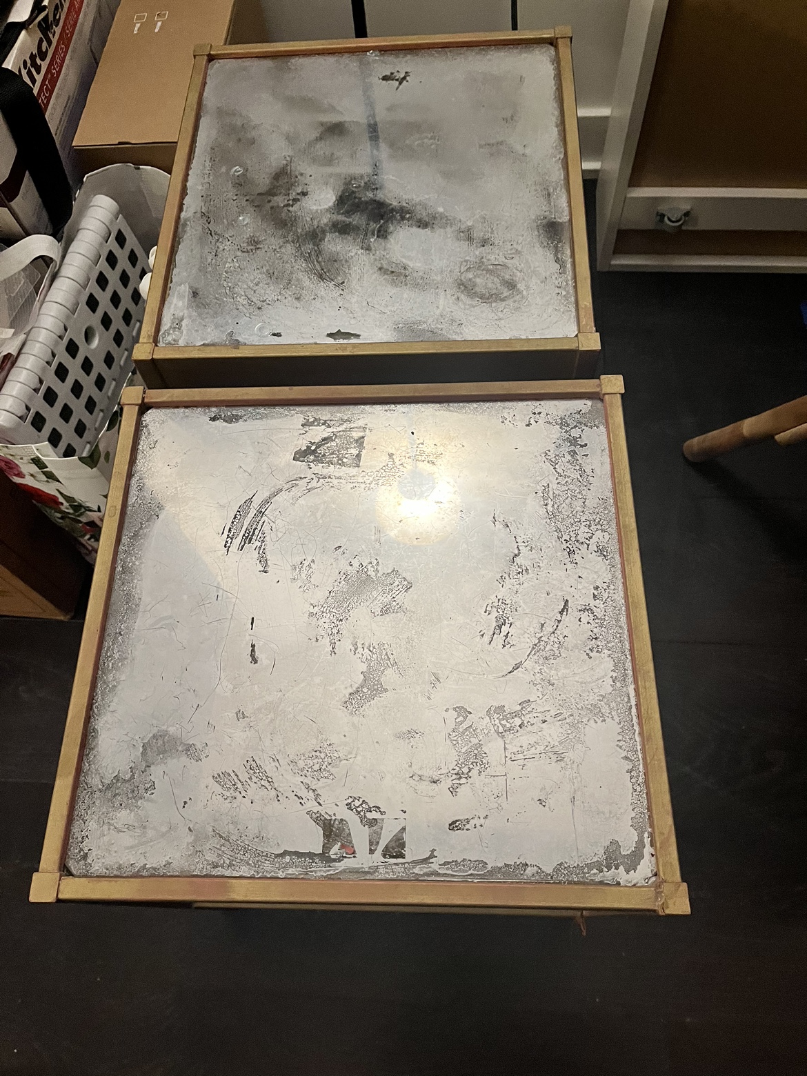2 Gold Tables  *read description bfr msging*