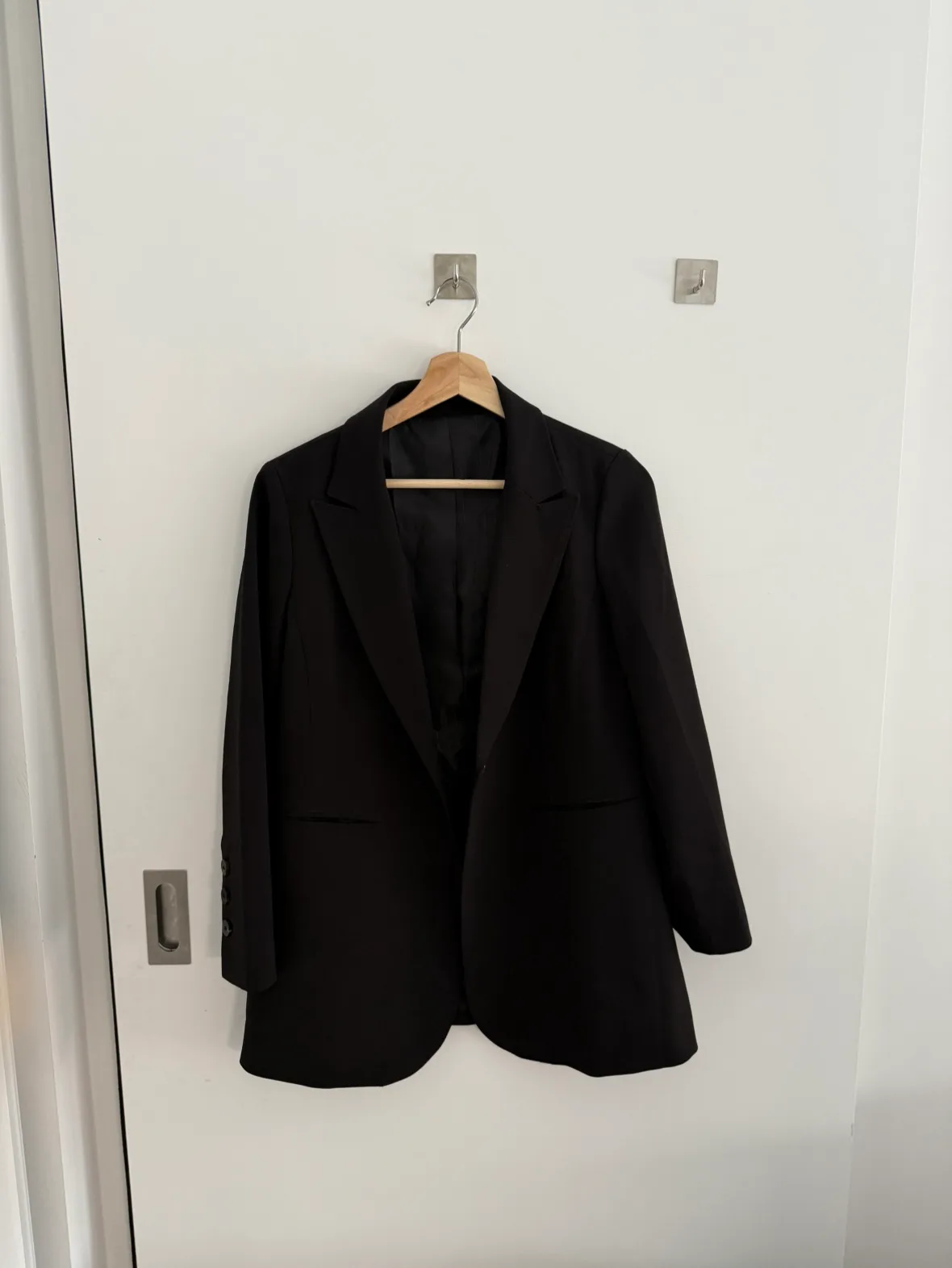 Black Blazer thumbnail