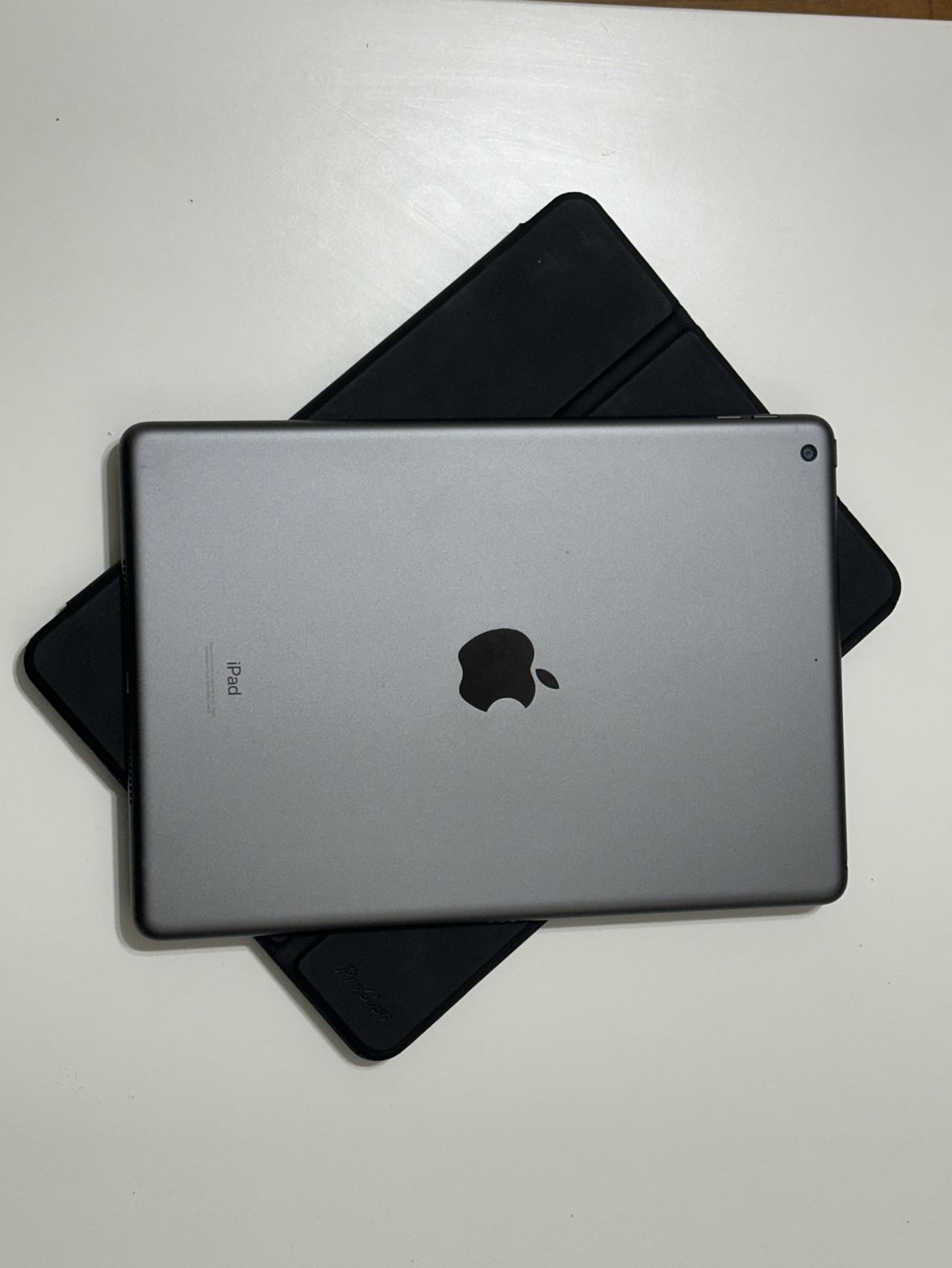 iPad 9th gen like new - photo 5