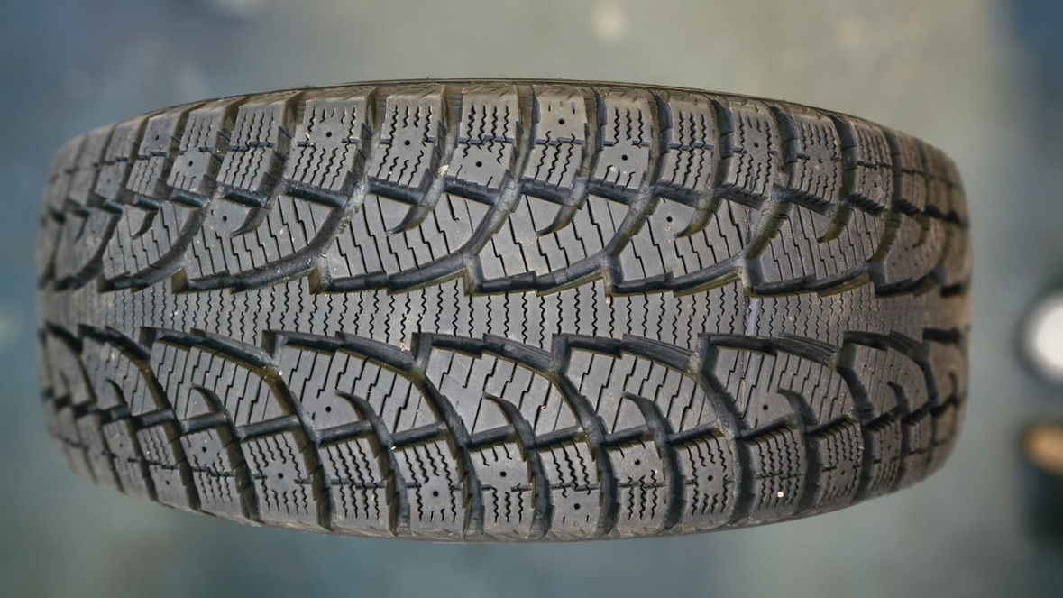 Hankook winter tire with rim 18’’ - photo 2