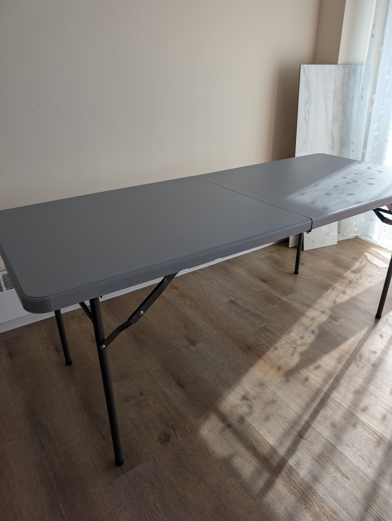 6ft Folding Table