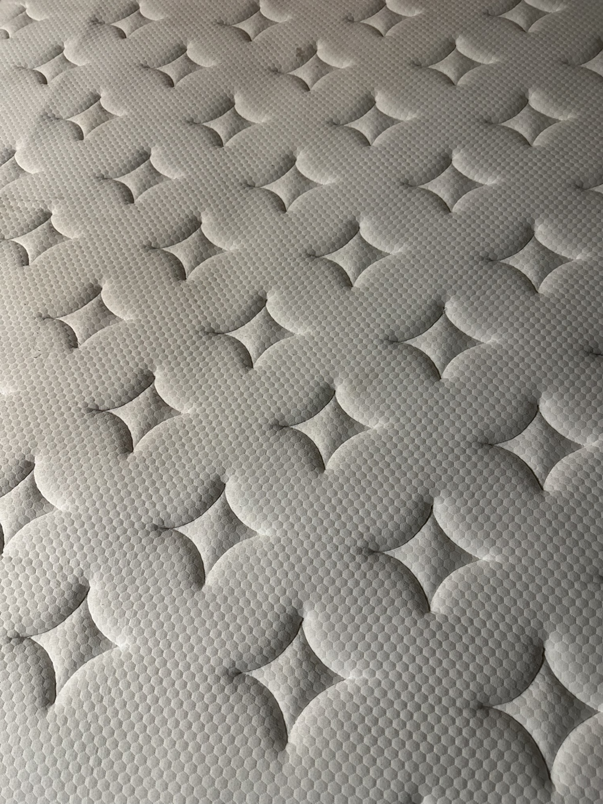 Queen mattress - photo 4