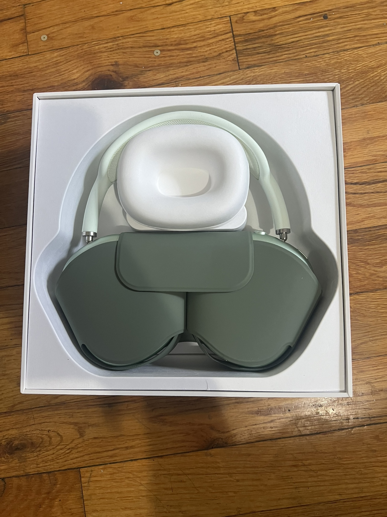 Apple AirPods Max Headphones - Green