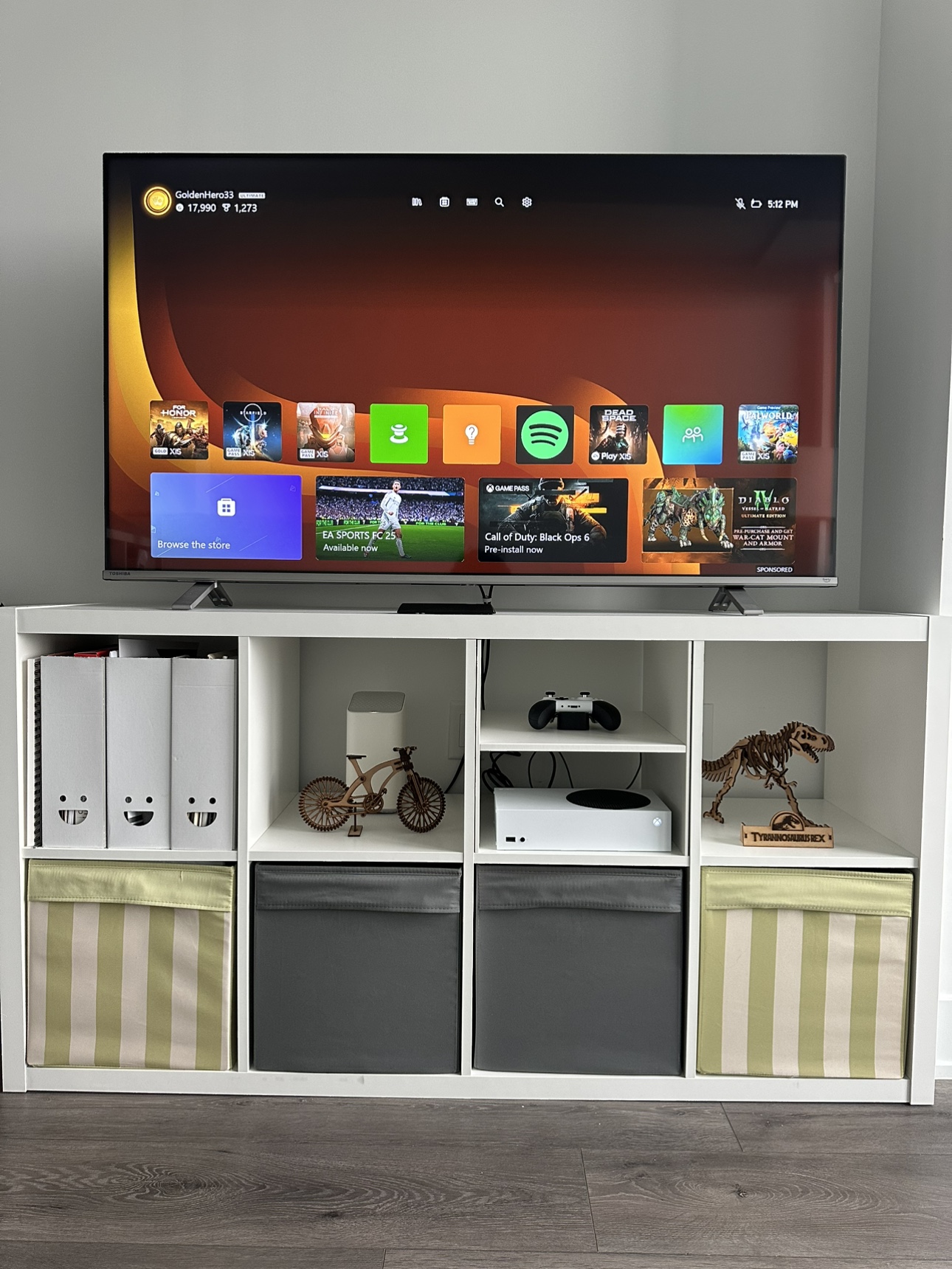 Toshiba 55" 4K UHD Fire TV (Smart TV) - photo 2