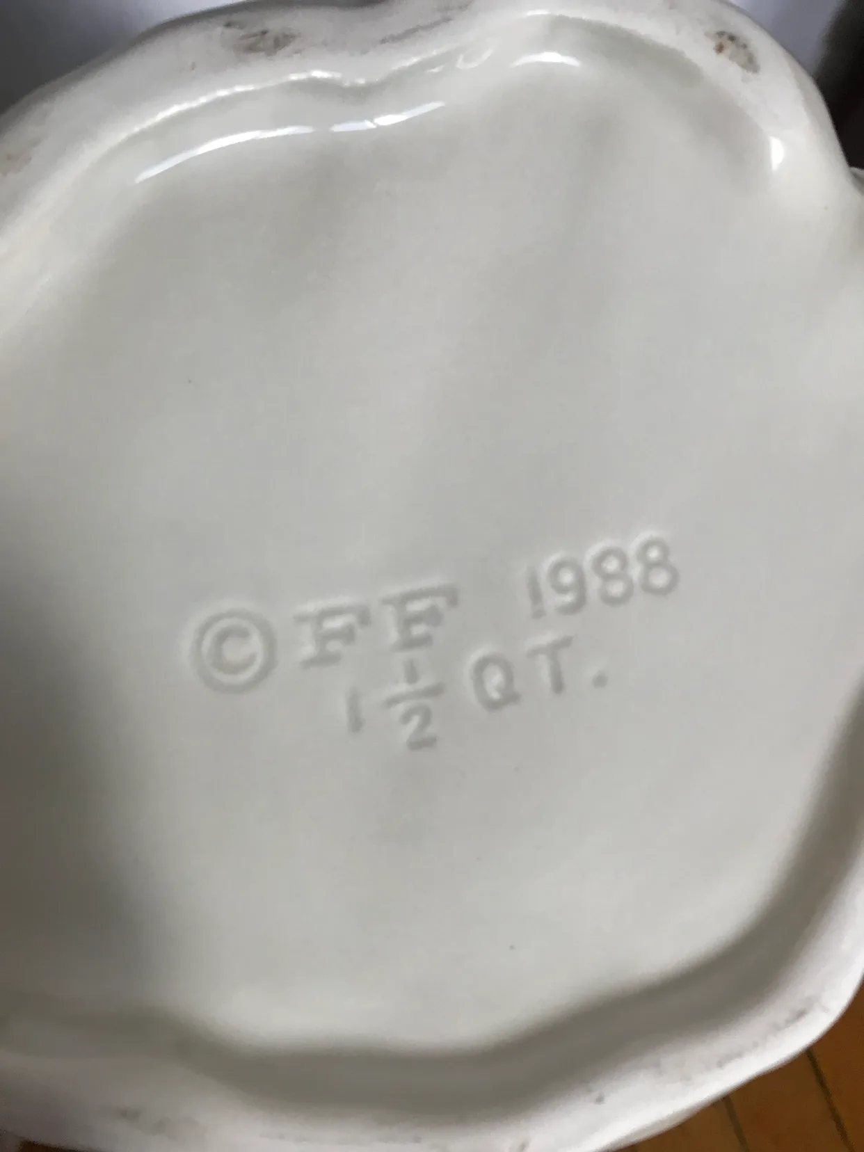 Fitz and Floyd 1988 • Pitcher • Kittens of Knightsbridge image indicator(3)