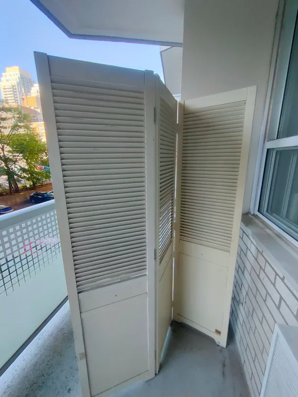 White Wooden Room Divider thumbnail