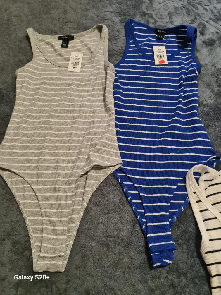 FREE WONENS BODYSUIT TOPS thumbnail