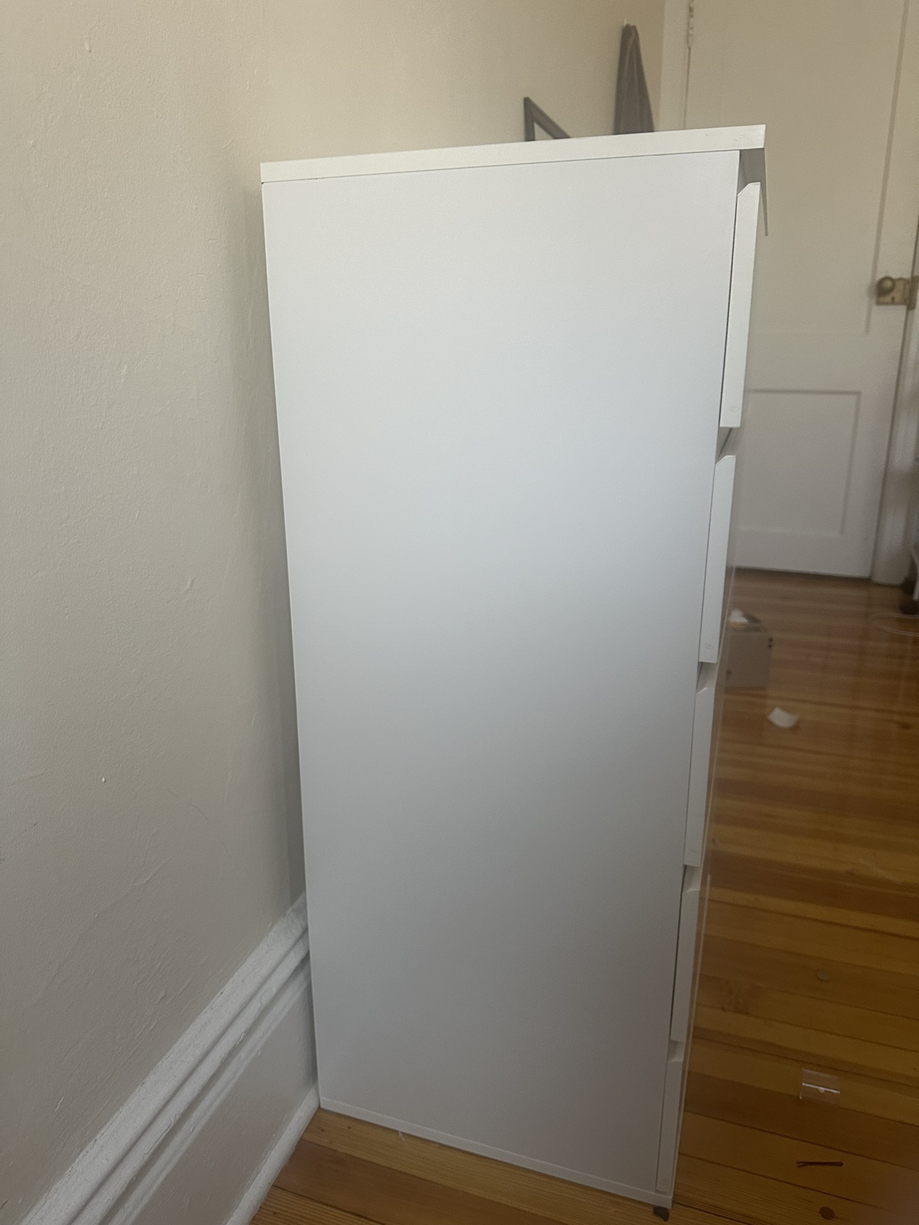 White 5-Drawer Dresser - photo 2
