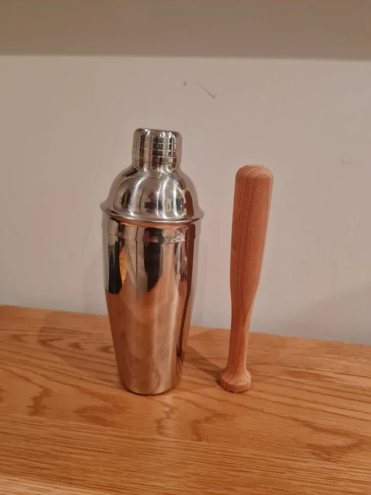 Cocktail Shaker Set thumbnail