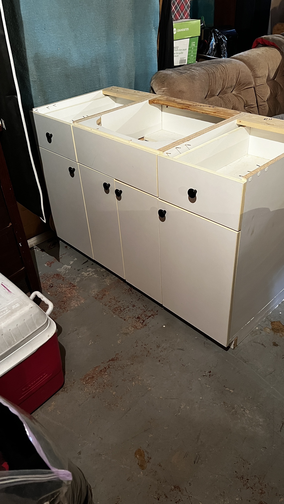 Bathroom vanity
