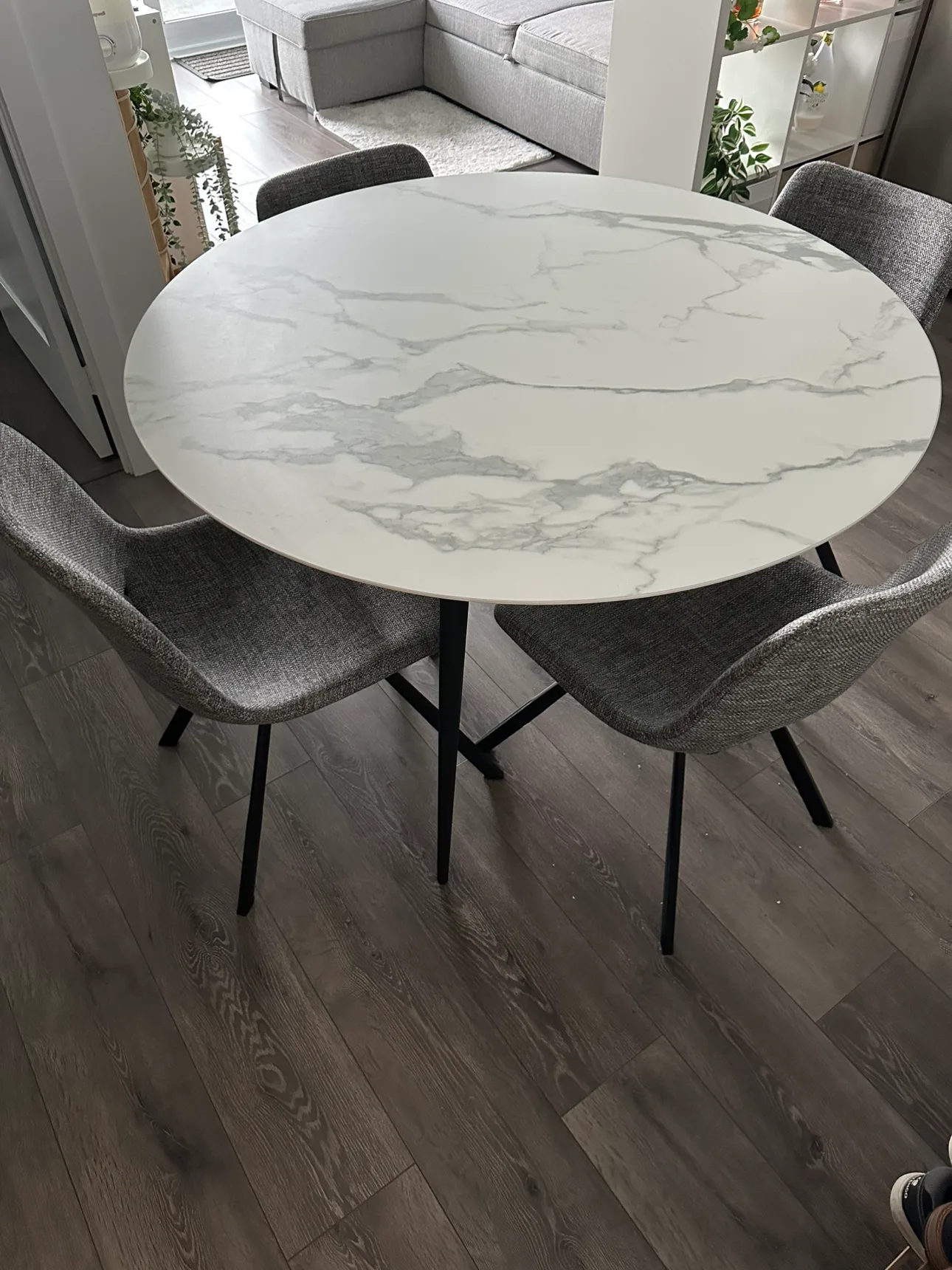 Dining Table and Chairs Set image indicator(4)