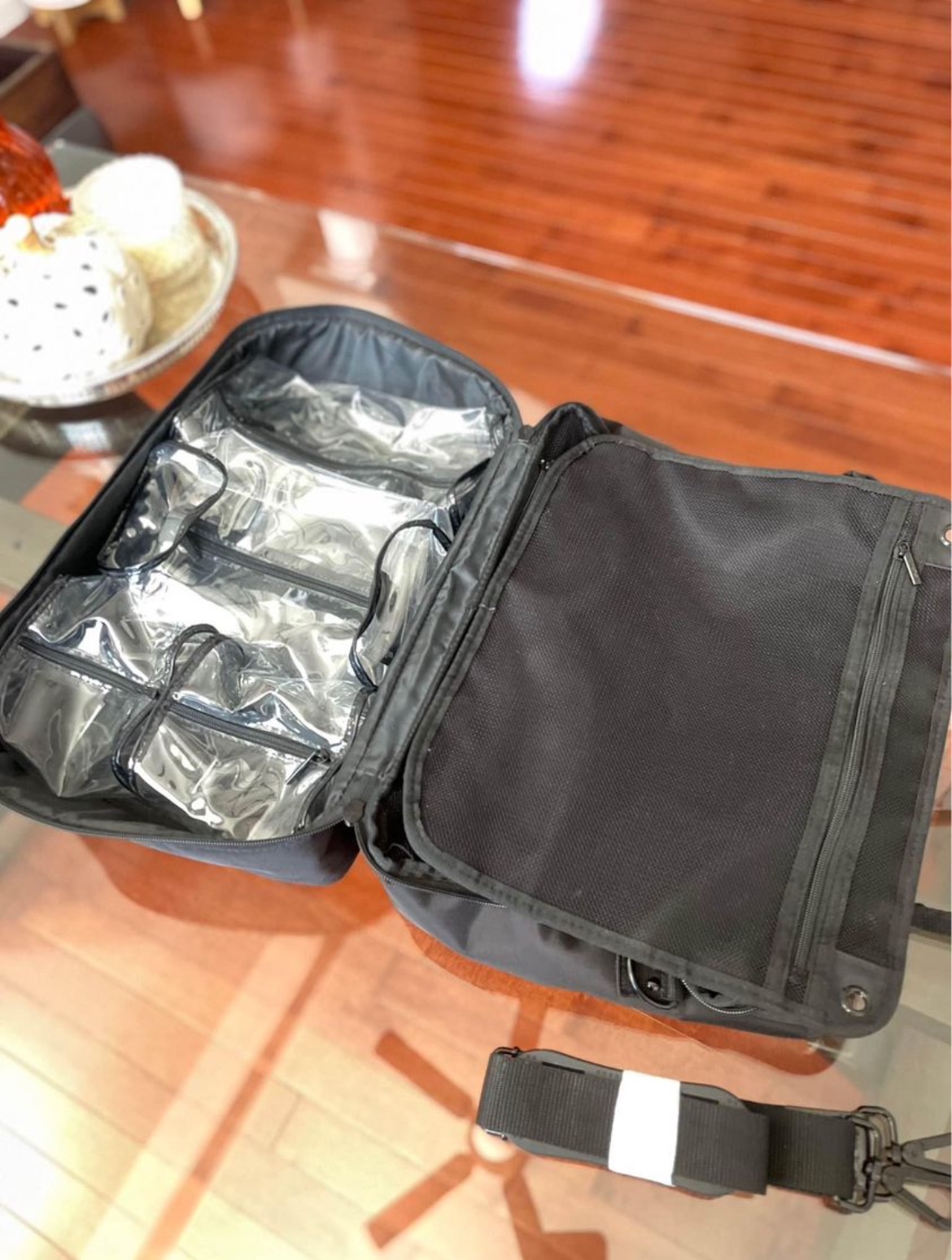 Black Makeup Bag - photo 5