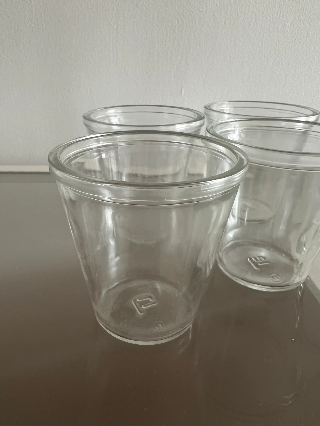 Set of 6 Small Glass Containers image indicator(2)
