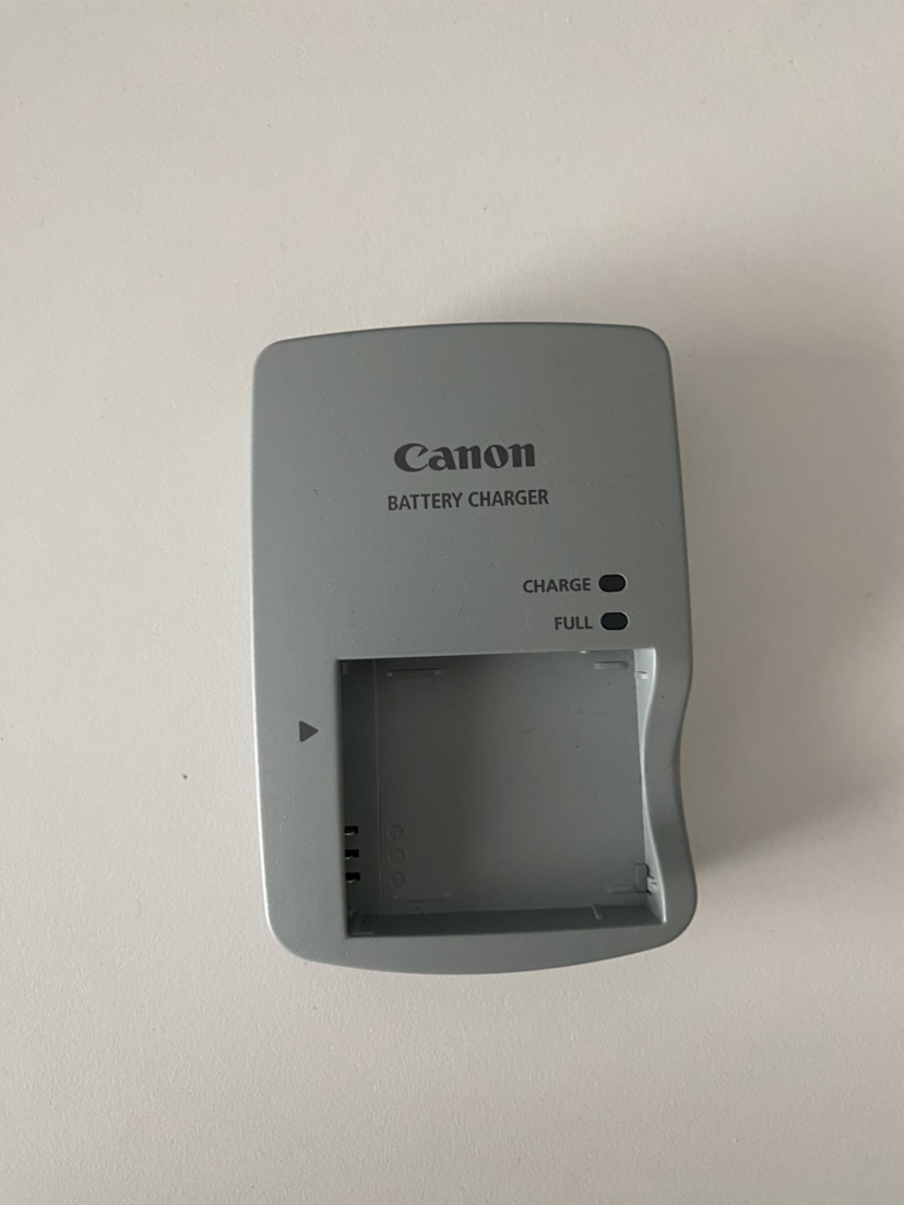 Canon Battery Charger CB-2LY