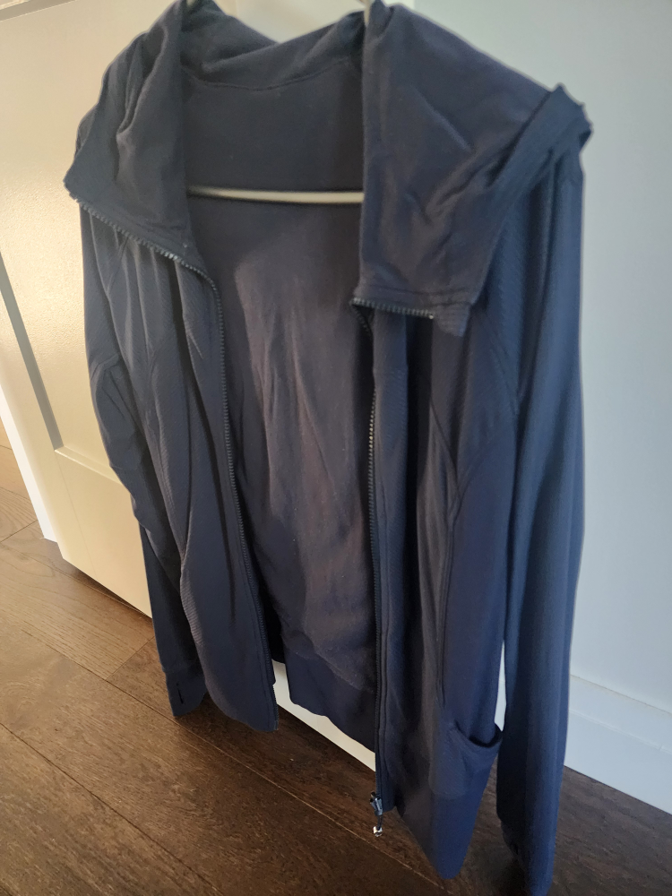 Lululemon Run: On The Fly Jacket - photo 2