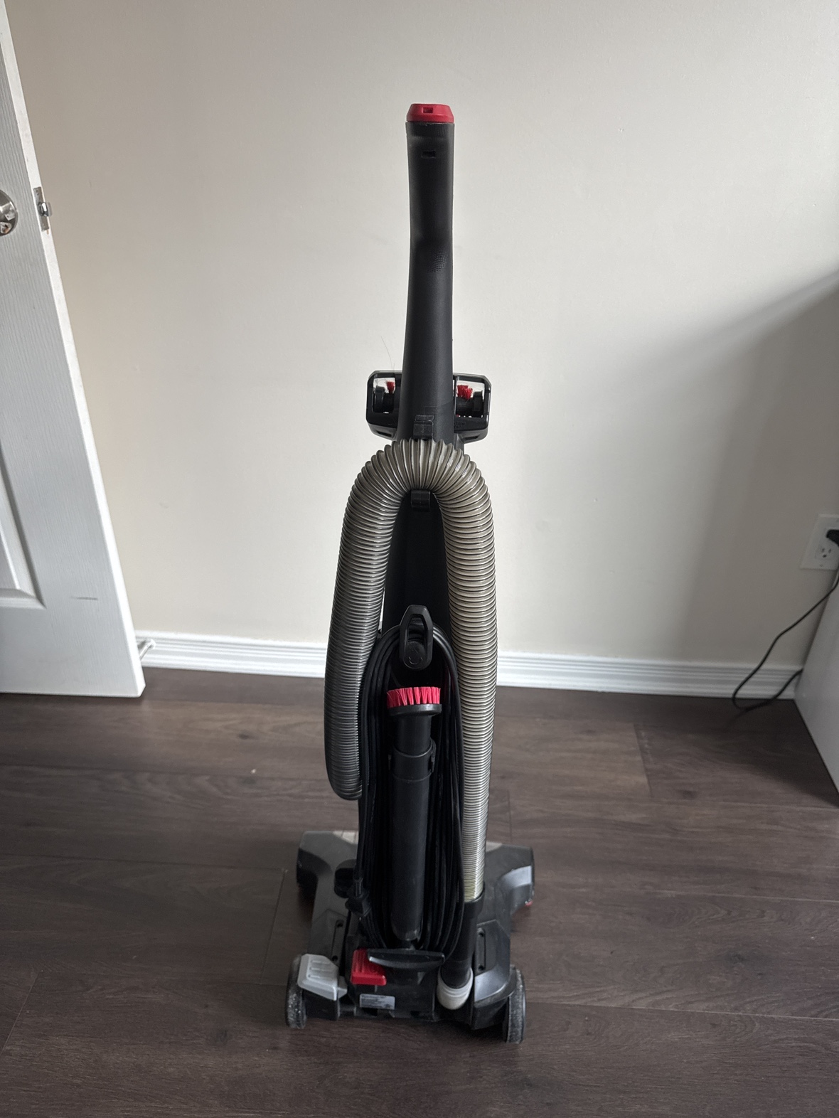 Bissell Powerforce Turbo Vaccuum cleaner - photo 3