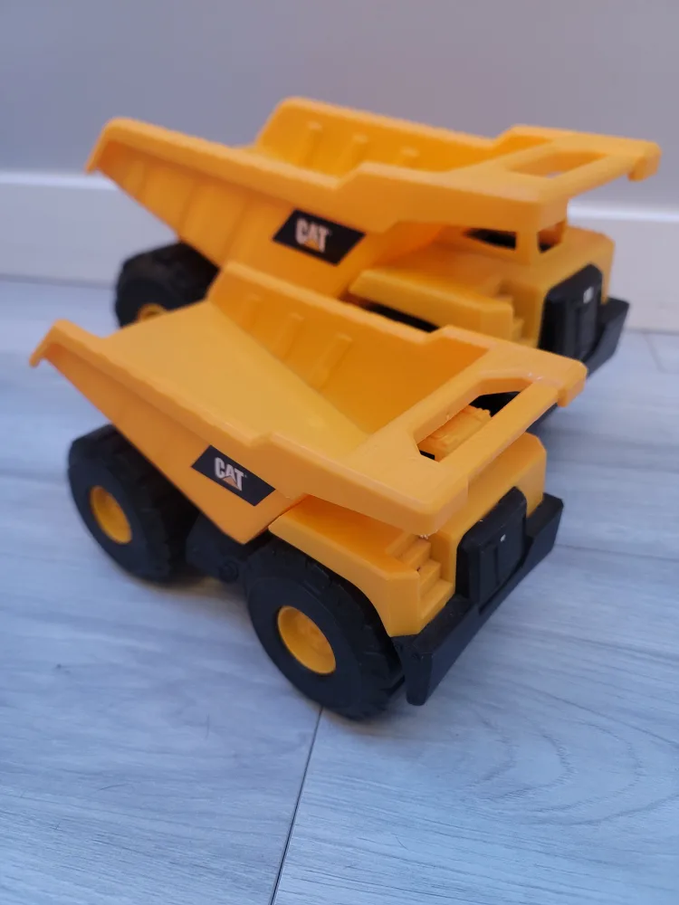 CAT Dump Trucks thumbnail