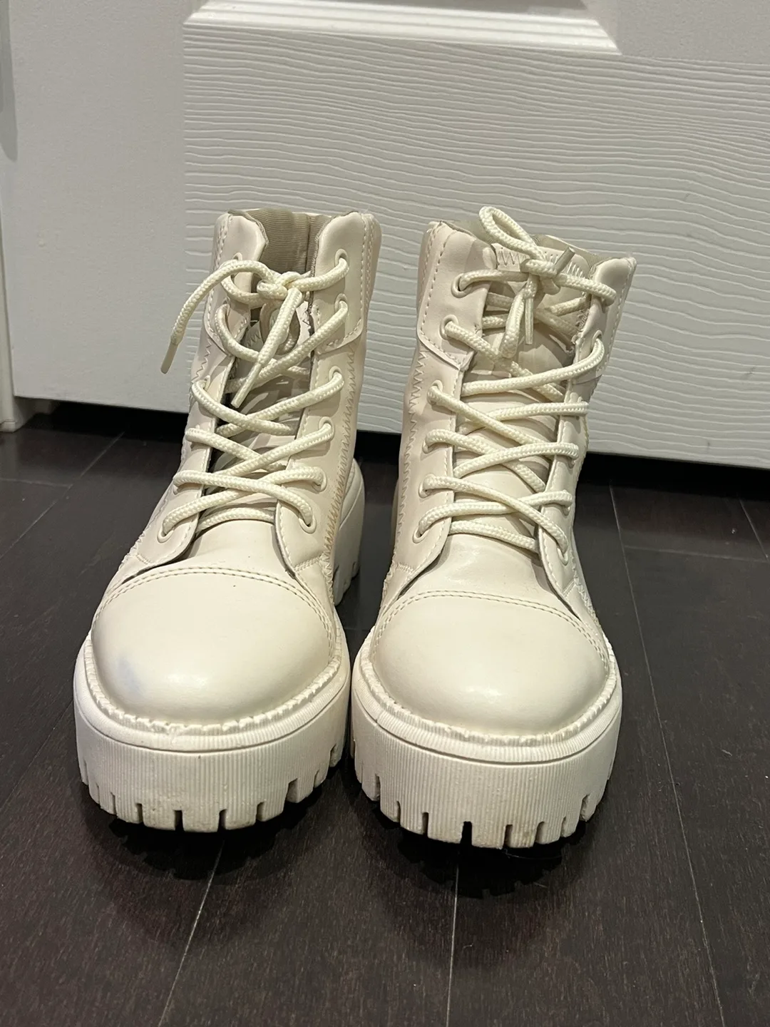 Boots beige thumbnail