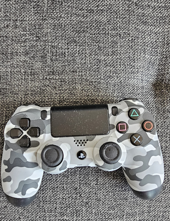 PS4 Pro 1TB - photo 2