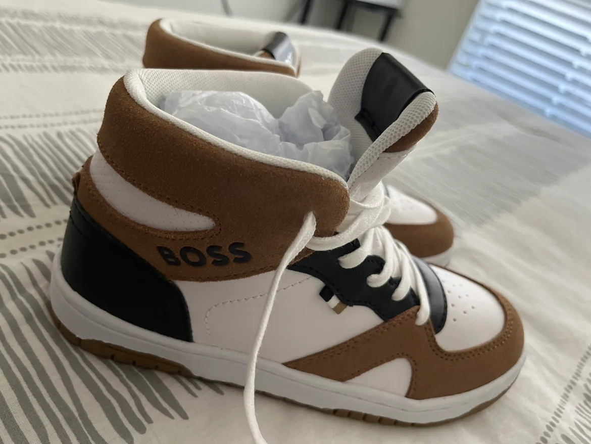 Youth Hugo by Hugo Boss Sneakers image indicator(2)