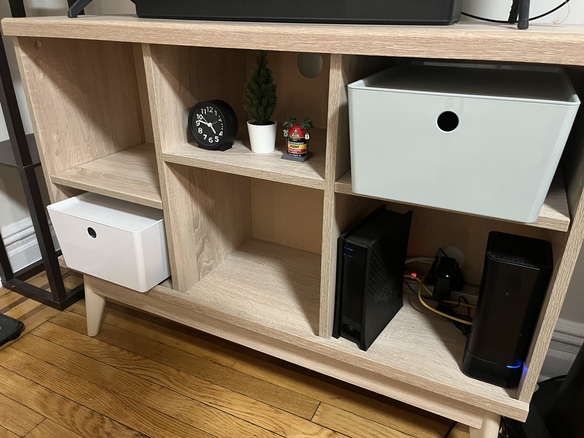 Wayfair TV Stand for 43 inch TVs - photo 2