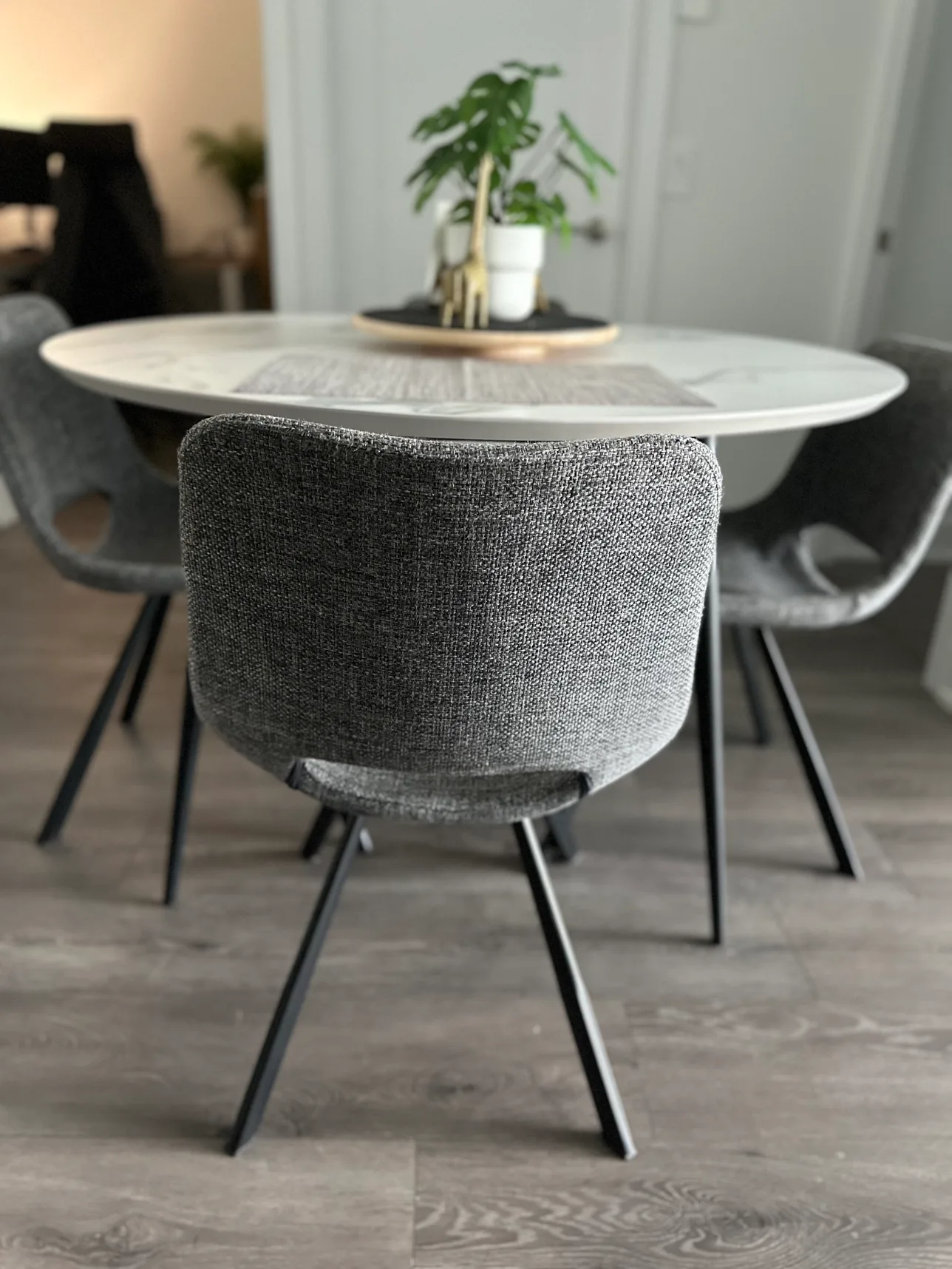 Dining Table and Chairs Set image indicator(7)