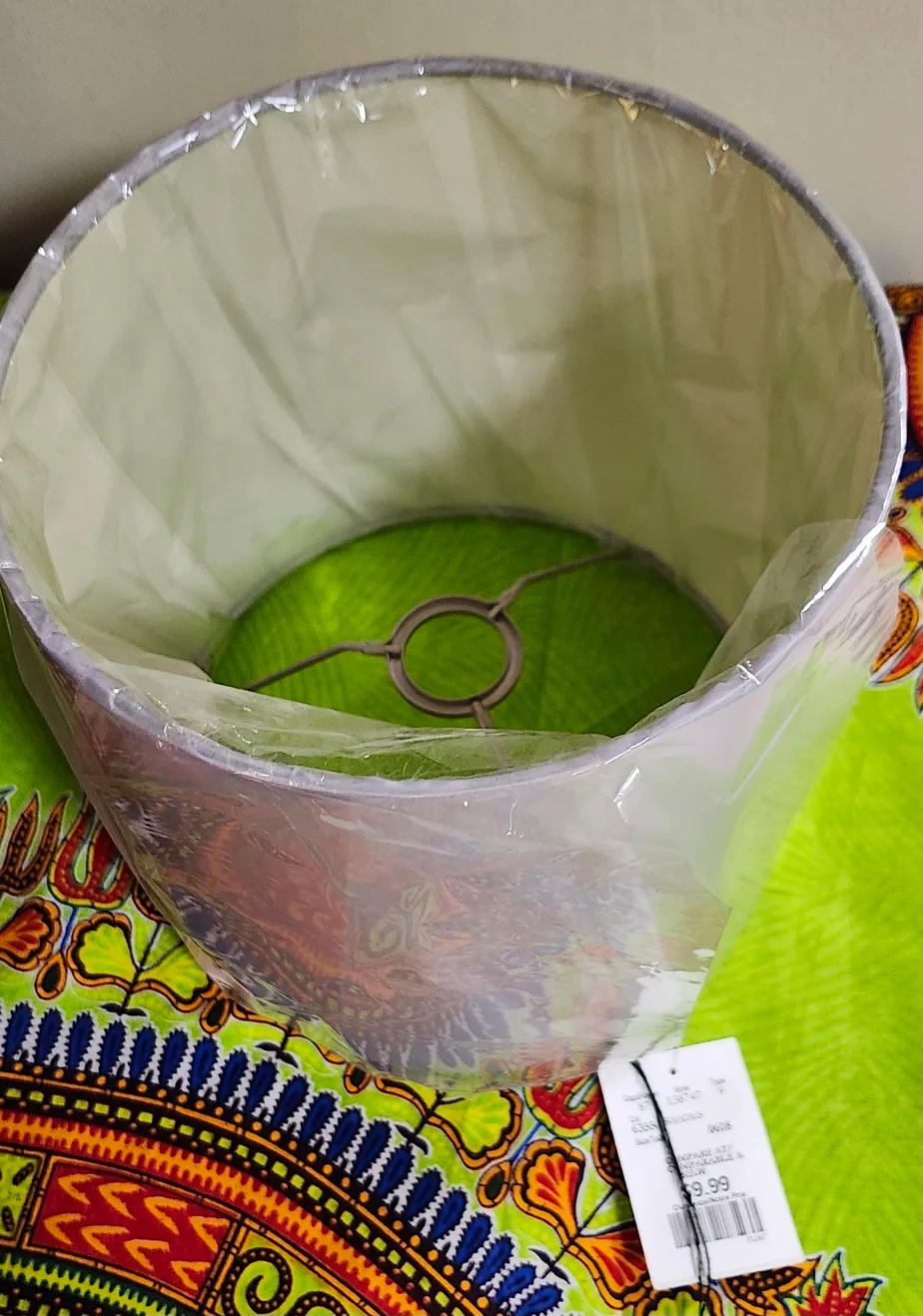 🥕FREE Lamp Shade #freecycle image indicator(2)