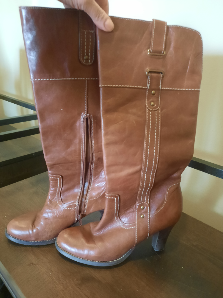 Moving sale ⚠️🚨 Leather tall boots