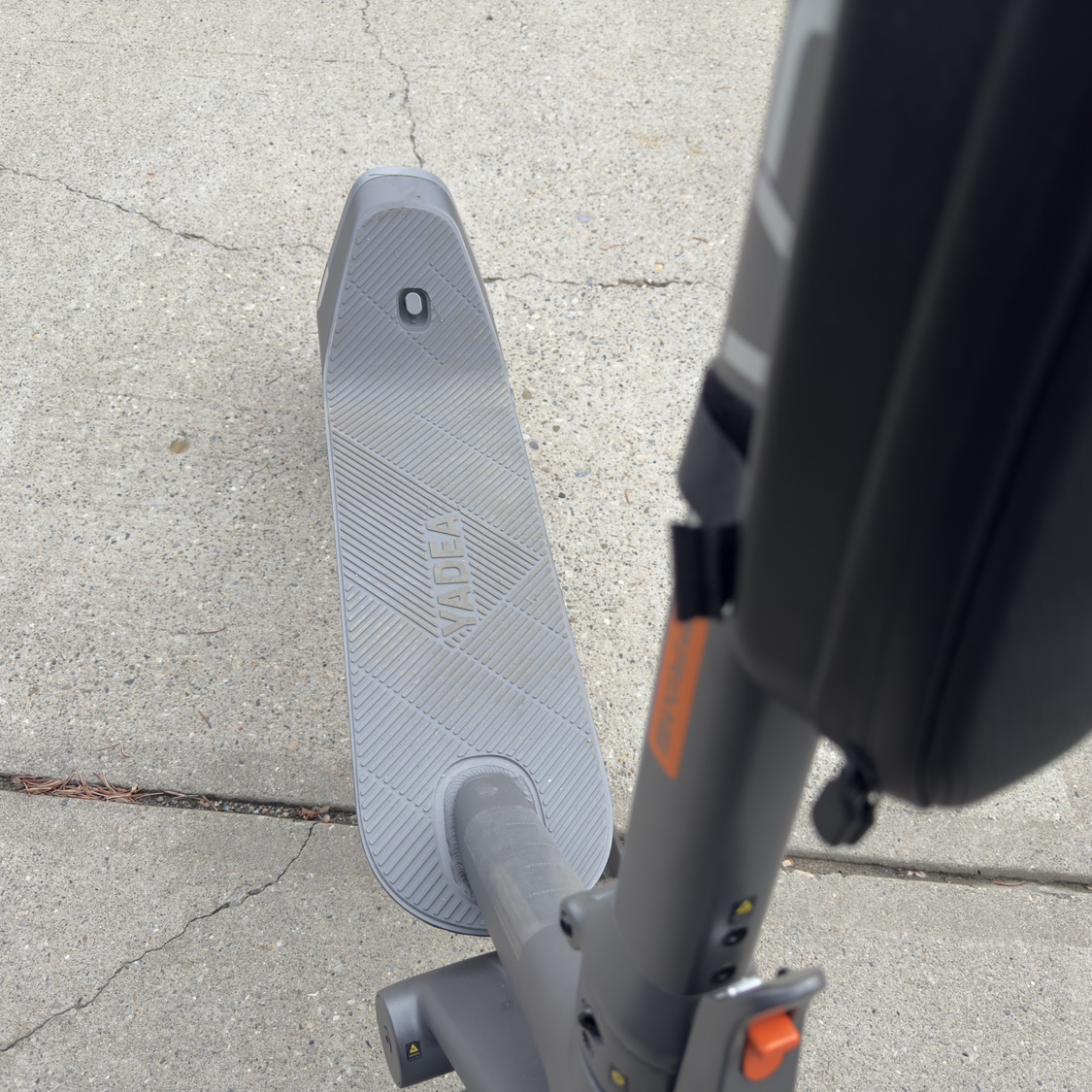 Electric Scooter (BRAND NEW!) - photo 4