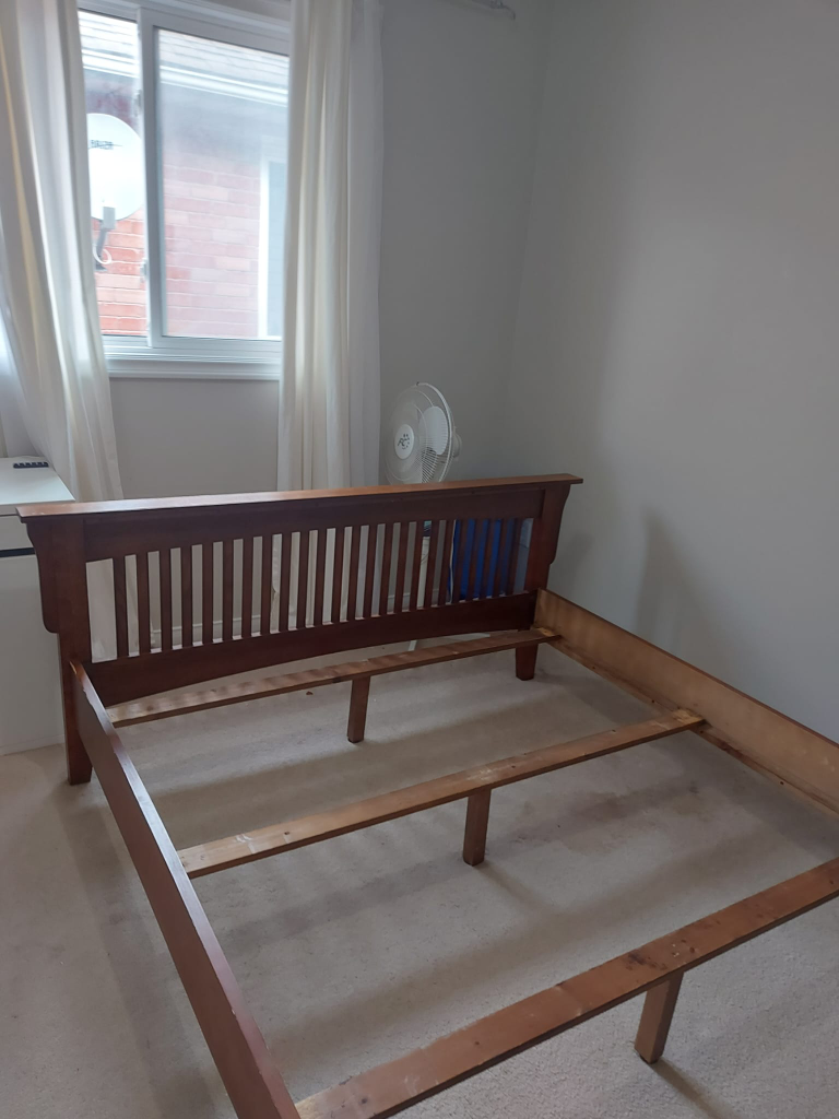 Real Wood Queen Size Bed Frame - photo 2